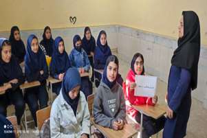 اجرای طرح ملی پیشگیری از دیابت در مدارس دخترانه؛ رئیس شبکه بهداشت و درمان بیضا، آموزش دانش‌آموزان را ضامن سلامت نسل آینده دانست.